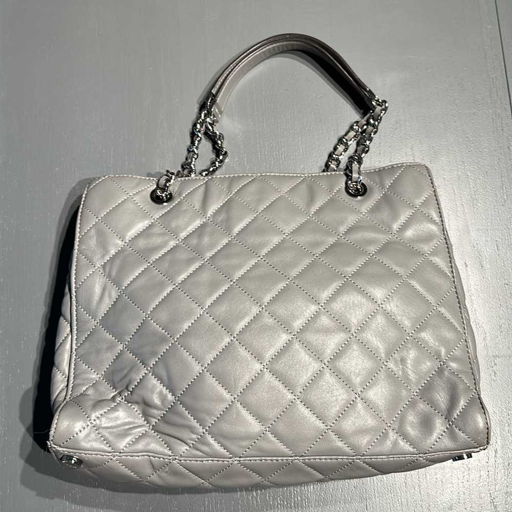 Michael Kors Grey Quilted Handbag - Picture 2 of 12